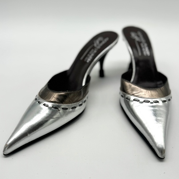 Donald J Pliner Chrome Silver Pointed Toe Mules - Picture 4 of 8